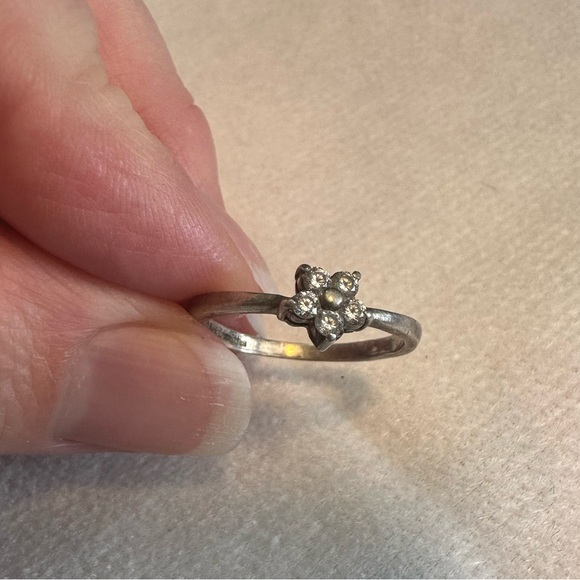 Estate sale find- size 7 ring- metalsmiths - Picture 1 of 11